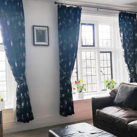 Estuary View Bank House Stunning *