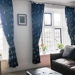Estuary View Bank House Stunning *